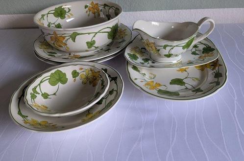 Villeroy & Boch - Geschirr - Tafelservies (8) - Geranium -, Antiek en Kunst, Antiek | Meubels | Tafels