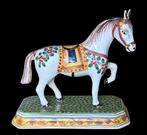 Tichelaar, Makkum - Beeldje - Paard op voetstuk - Aardewerk,, Antiek en Kunst