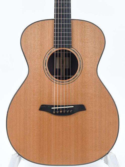 Furch Yellow OM CR Red Cedar Rosewood (Akoestische Gitaren), Muziek en Instrumenten, Snaarinstrumenten | Gitaren | Akoestisch