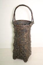 Handgeweven bamboe bloemenmand met handvat - krachtige