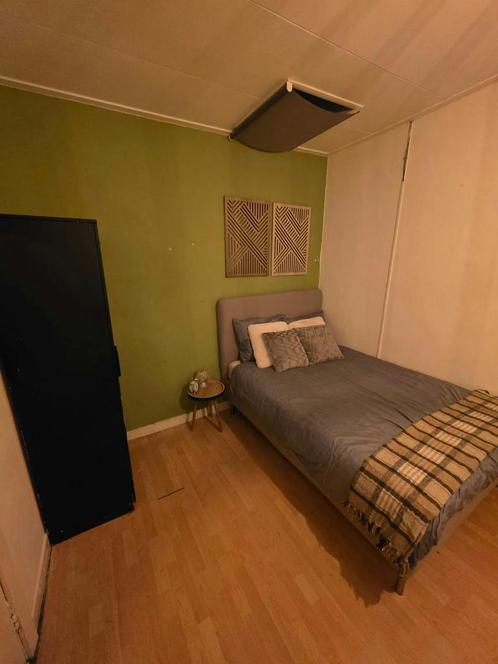 Studio te huur in Utrecht - 120 m² - 2 kamer(s) - 2 kamers, Huizen en Kamers, Kamers te huur, Utrecht