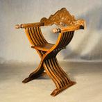 Stoel - Hout, Kunst van het hout, gemaakt in Italië, eerste