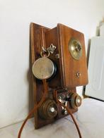Analoge telefoon - Hout - Set van drie muurtelefoons –, Antiek en Kunst