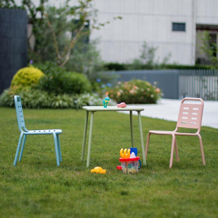Kindertuinset Etroubles 3-delig tafel met 2 stoelen groen ro, Kinderen en Baby's, Kinderkamer | Tafels en Stoelen, Verzenden