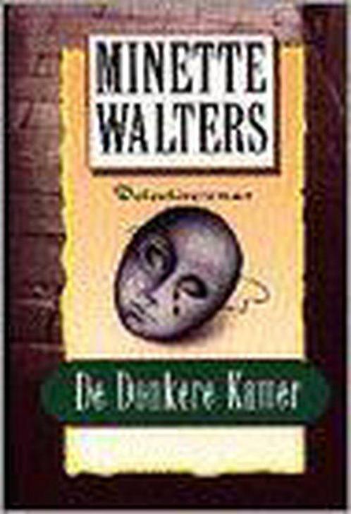 De donkere kamer 9789022520208 M. Walters, Boeken, Thrillers, Gelezen, Verzenden