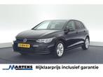Volkswagen Golf 1.0 eTSI 110pk DSG Life, Auto's, Automaat, Zwart, Plug-in hybride, Nieuw