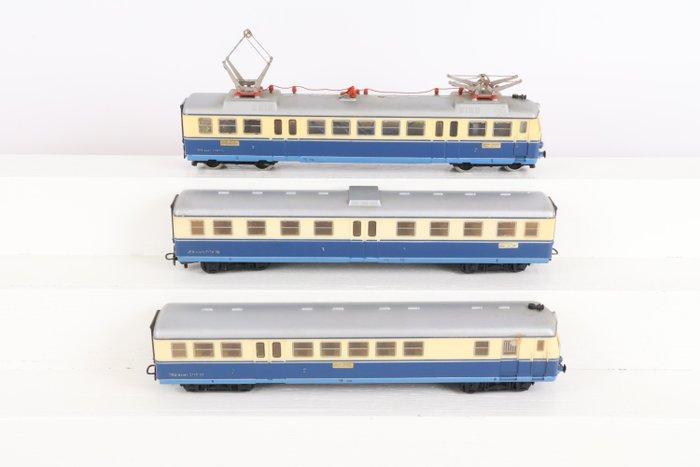 Klein Modellbahn H0 - Treinstel (1) - B4ET driedelig - ÖBB, Hobby en Vrije tijd, Modeltreinen | H0