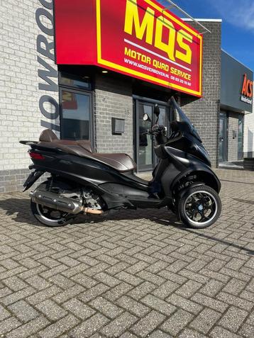 Te koop nette mp3 500 Piaggio beschikbaar voor biedingen