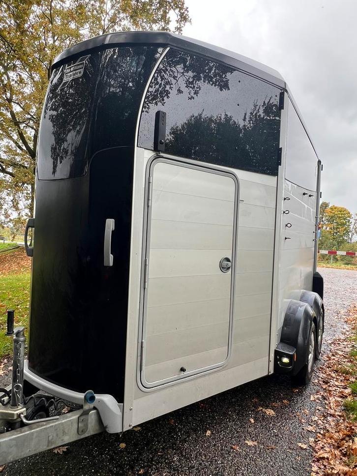 Oerdegelijke Ifor Williams vol-HBX511 alu 2-paards! Mei 2022, Dieren en Toebehoren, Paarden en Pony's | Trailers en Aanhangwagens