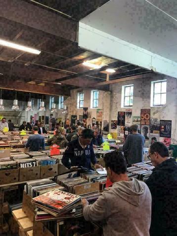 Kay koopt al uw oude elpees, singles, maxi-singles vinyl cd beschikbaar voor biedingen