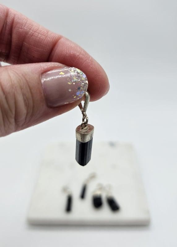 Toermalijn zwart hanger, Verzamelen, Mineralen en Fossielen, Ophalen of Verzenden