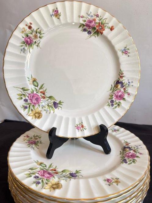 Royal Worcester - “ Roanoke” - Eetservies (9) - “ ROANOKE ”, Antiek en Kunst, Curiosa en Brocante
