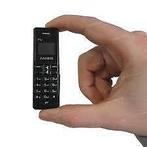 Stemvervormer 13 Stemmen - Kleinste GSM telefoon ter wereld