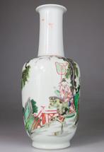 Vaasje van porselein - Famille Verte - Merkteken Kangxi -