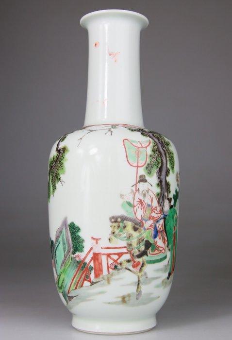 Vaasje van porselein - Famille Verte - Merkteken Kangxi -, Antiek en Kunst, Antiek | Overige Antiek