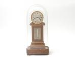 Een stolppendule met thermometer, Frankrijk, 19e eeuw, Antiek en Kunst