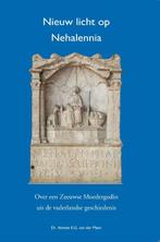 Nieuw Licht op Nehalennia 9789082031324, Boeken, Verzenden, Zo goed als nieuw, Annine E. G. van der Meer