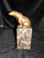 sculptuur, Zware Bronzen Beer op marmeren voet - 22 cm -