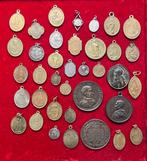Italië. Collection of 37 Antique Religious & Devotional