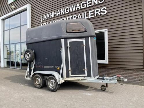 Nette! Hotra 1 1/2 Paardstrailer!, Dieren en Toebehoren, Paarden en Pony's | Trailers en Aanhangwagens, 1½-paards trailer, Gebruikt