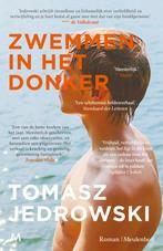 Zwemmen in het donker 9789029097260 Tomasz Jedrowski, Boeken, Verzenden, Gelezen, Tomasz Jedrowski