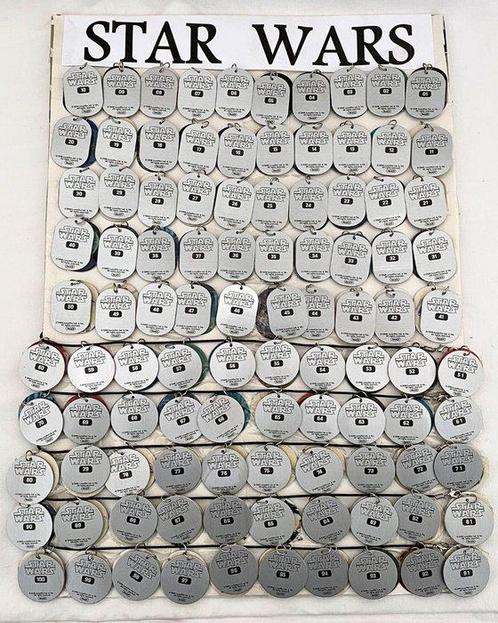 Star Wars - E-Max Lote de 100 Chapas Star Wars Clone Wars, Verzamelen, Film en Tv