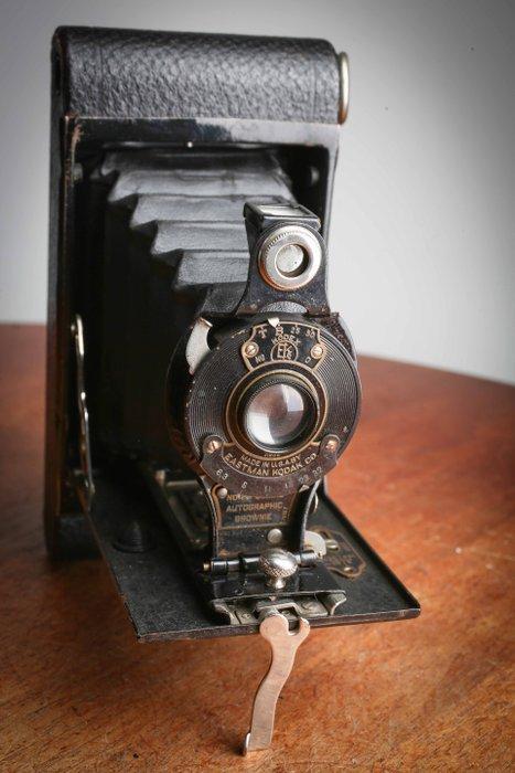 Kodak N°2 Brownie Autographic avec un stylet et N°2 Hawk-Eye, Audio, Tv en Foto, Fotocamera's Analoog