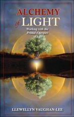 Alchemy of Light 9781890350130 Llewellyn Vaughan-Lee, Boeken, Verzenden, Zo goed als nieuw, Llewellyn Vaughan-Lee