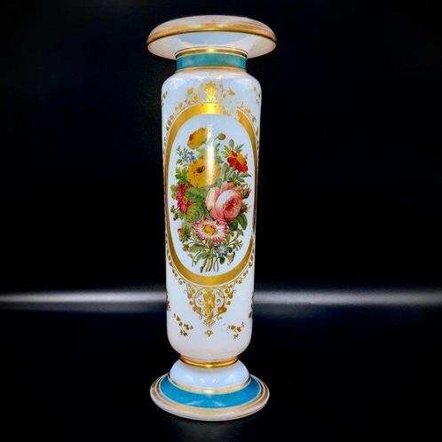 Jean-François Robert - Baccarat - Antique - Floral Opaline, Antiek en Kunst, Antiek | Glas en Kristal