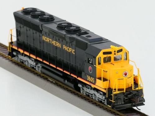 Schaal H0 Bachmann 82713 Diesel locomotief SD-45 LOC Digi..., Hobby en Vrije tijd, Modeltreinen | H0, Gelijkstroom, Locomotief