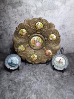 Onderbord - Brons, Metaal - Lot 3: decoratieve borden