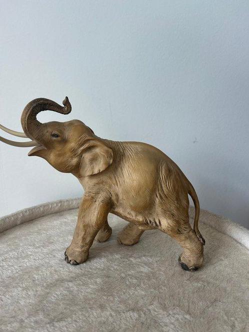 Guido Cacciapuoti - sculptuur, Elephant - 24 cm - Keramiek, Antiek en Kunst, Antiek | Keramiek en Aardewerk