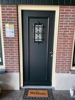 ( Locatie Zwolle ) Vleugeloverdekende paneeldeur met sier, Doe-het-zelf en Verbouw, Deuren en Horren, Nieuw