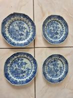 4 porseleinen borden uit China, 18e–19e eeuw, blauw