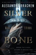 Silver in the Bone | Alexandra Bracken | 9780593650561, Zo goed als nieuw, Alexandra Bracken