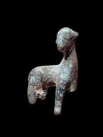 Oud-Romeins Brons Stunning Figure of a Lamb (Zonder