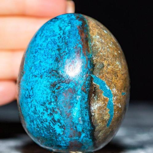 Buitengewoon Chrysocolla-ei uit Peru - Chrysocolla op, Verzamelen, Mineralen en Fossielen