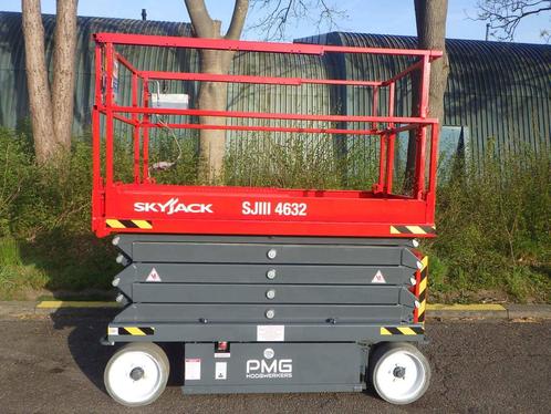 Veiling: Schaarhoogwerker SkyJack SJ4632 Elektrisch 11.75m 2, Zakelijke goederen, Machines en Bouw | Liften, Steigers en Ladders