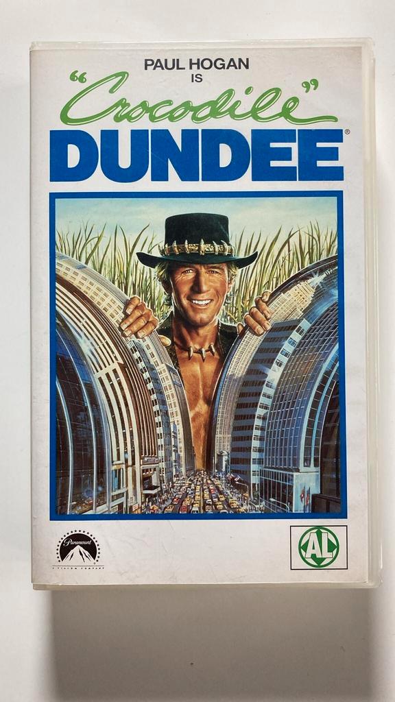 CROCODILE DUNDEE (VHS), Cd's en Dvd's, VHS | Film, Gebruikt, Verzenden