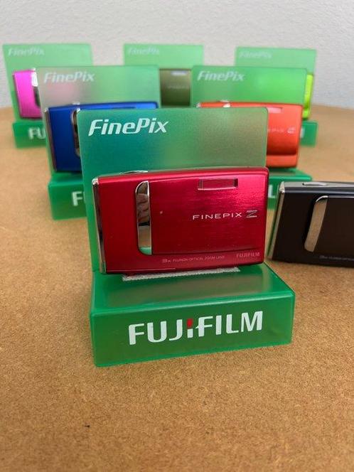 Fujifilm FinePix Z Series Retail Dummy Cameras – Set of 7, Audio, Tv en Foto, Fotocamera's Analoog