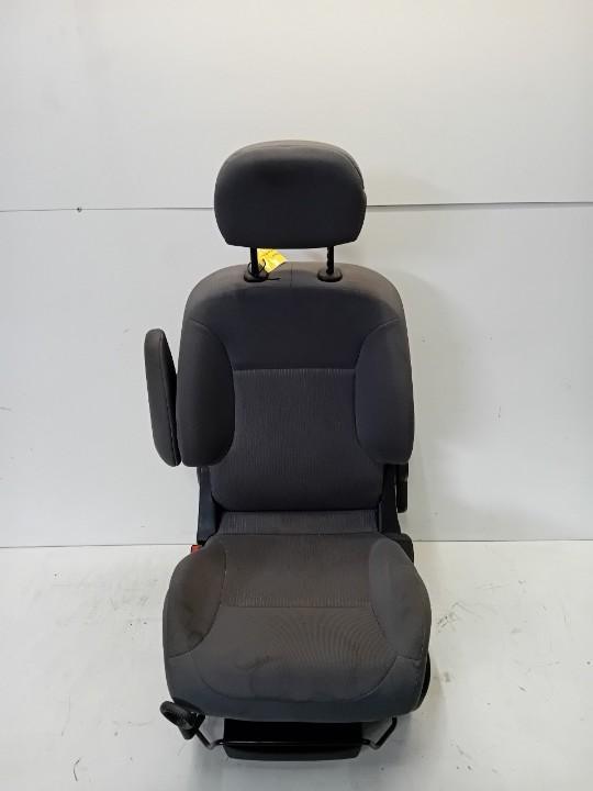 Stoel links voor Peugeot Partner  1.6 BlueHDi 100, Auto-onderdelen, Carrosserie en Plaatwerk, ARN erkend, Stiba lid, Erkend duurzaam