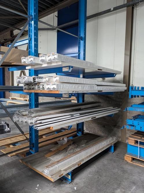 Ca. 32x Diverse aluminium kozijn en diverse profielen, Doe-het-zelf en Verbouw, Kozijnen en Schuifpuien