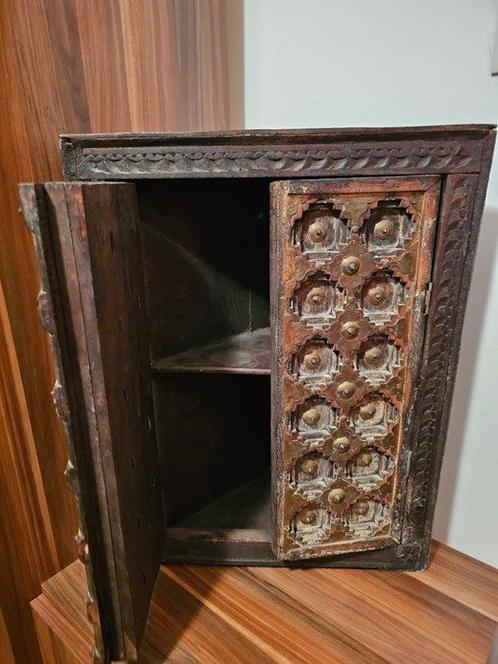 Hoekkast - Hout - India - 20e eeuw, Antiek en Kunst, Kunst | Niet-Westerse kunst