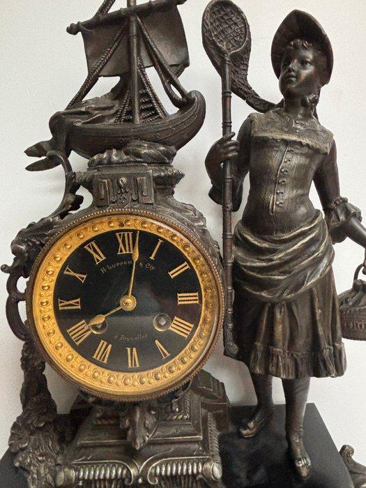 Figurale pendule - H. Luppens & Cie - Messing - 1850-1900, Antiek en Kunst, Antiek | Klokken