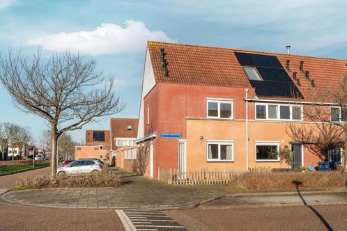 Te huur: Huis Adrienne Solserstraat in Almere, Huizen en Kamers, Huizen te huur, Flevoland