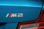 BMW M2 logo embleem achterklep origineel, Nieuw, Verzenden