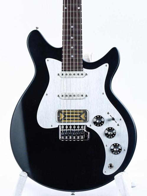 Eastman FullerTone DC 62 Moss Black (Elektrische Gitaren), Muziek en Instrumenten, Snaarinstrumenten | Gitaren | Elektrisch, Solid body