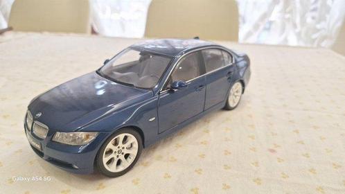 Kyosho 1:18 - Modelauto - Bmw Serie 330i E90 - Oud school, Hobby en Vrije tijd, Modelauto's | 1:5 tot 1:12