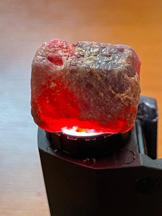 Robijn Ruw. Prachtige Mozambique Grote Roze Rozenkwarts, Verzamelen, Mineralen en Fossielen