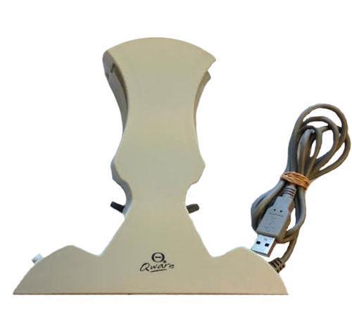 Oplaadstation Voor Twee Controllers - Qware - Wit Xbox 360, Spelcomputers en Games, Spelcomputers | Xbox | Accessoires, Zo goed als nieuw